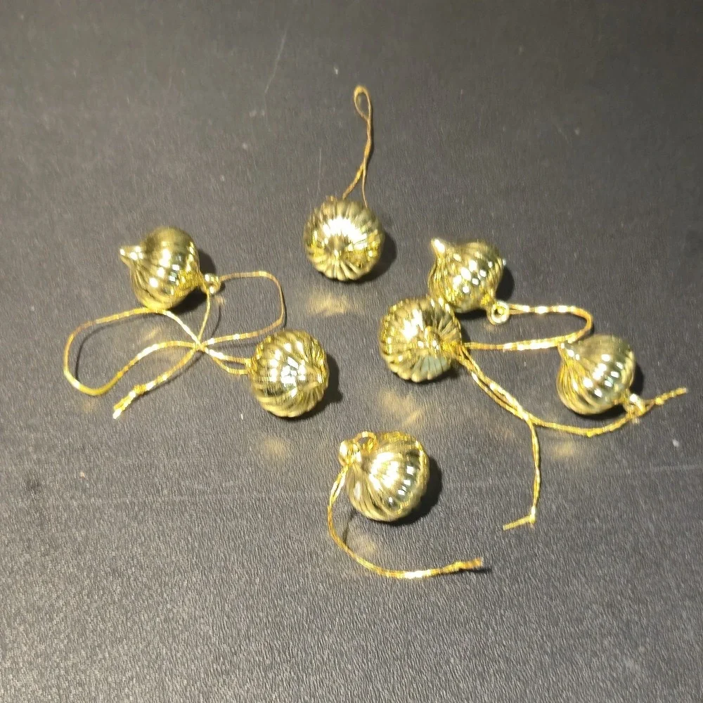 Lot Of (7) Miniature Gold Pumpkin Shaped Christmas Ornaments